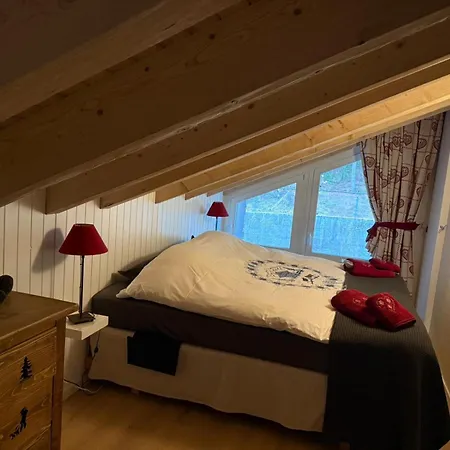 De Standing A La Montagne 베이소나츠